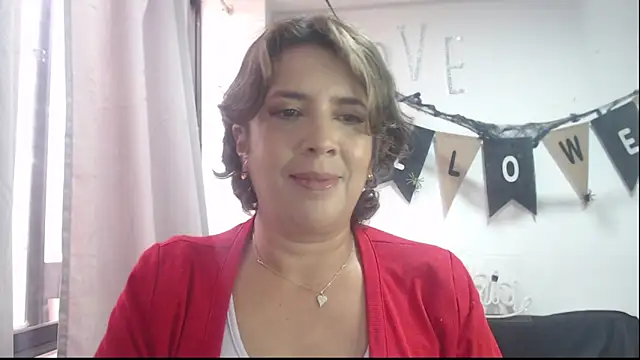 Snapshot of Victoria_meester chatting on 10/19/25, 07:58 Victoria meester online show from 10/19/25, 07:58