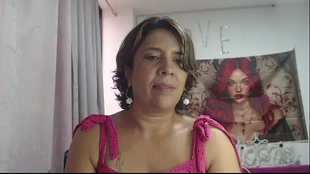 Victoria meester online show from 11/12/25, 08:19