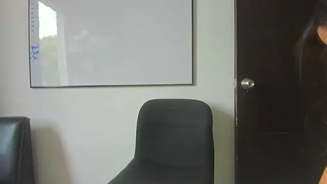 squirttati33 online show from 10/27/25, 04:44