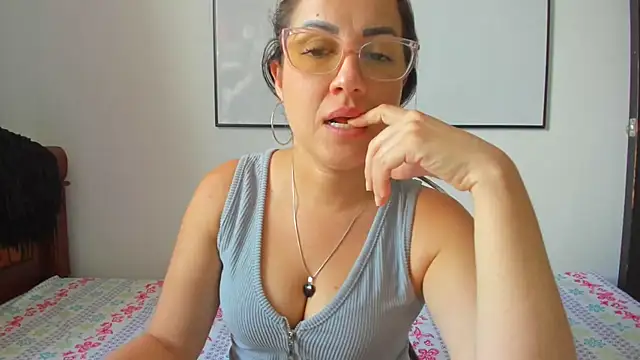 squirttati33 online show from 07/27/26, 04:03