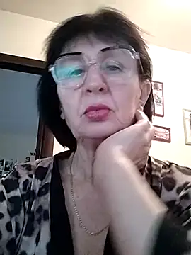 AlbinaXPretty online show from 12/28/24, 10:36