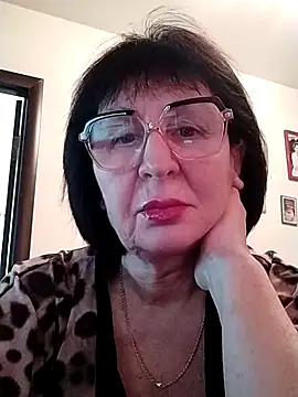 AlbinaXPretty online show from 01/01/25, 11:38