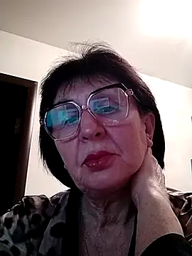 AlbinaXPretty online show from 02/01/25, 07:23