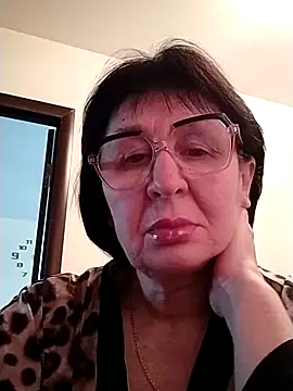 AlbinaXPretty online show from 02/24/25, 07:55