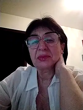 AlbinaXPretty online show from 03/09/25, 07:15