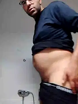 Passivello9 online show from 11/28/25, 02:14