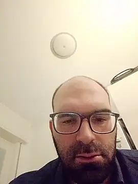 Passivello9 online show from 12/19/25, 02:40