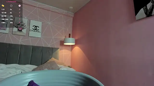 dolly zoe online show from 02/05/25, 09:36