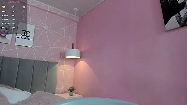 dolly zoe online show from 02/06/25, 10:15