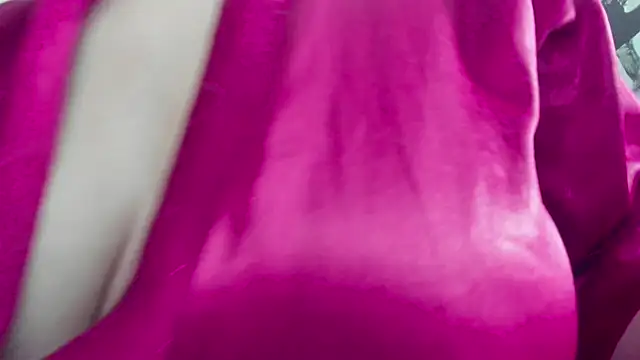 dolly zoe online show from 03/12/25, 05:46