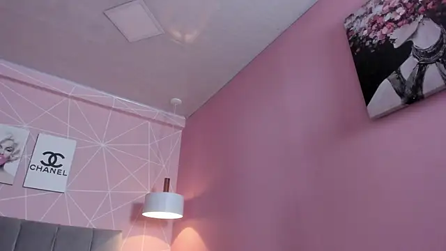 dolly zoe online show from 09/09/25, 09:25