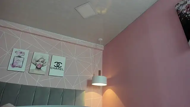 dolly zoe online show from 10/30/25, 04:58