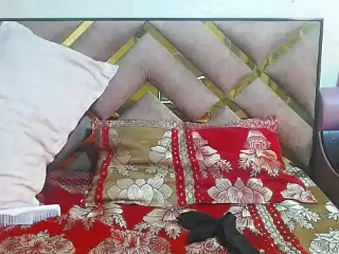 nikitahot3 online show from 02/21/25, 12:39