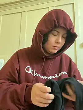 xocrybaby online show from 12/15/24, 04:37