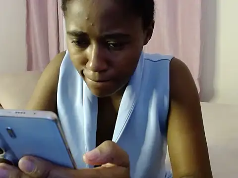 savage laura online show from 11/17/25, 11:38