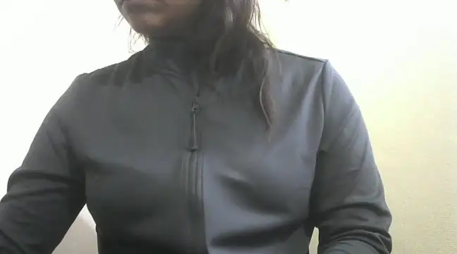 shekira99 online show from 01/25/25, 04:02