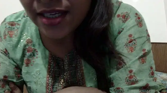 shekira99 online show from 03/18/25, 02:37