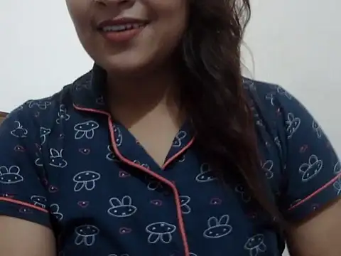 shekira99 online show from 09/30/25, 01:27