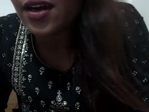 shekira99 online show from 10/16/25, 02:29