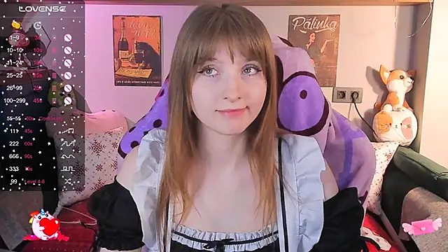 Snapshot of AliceLanley chatting on 12/08/24, 02:19 AliceLanley online show from 12/08/24, 02:19