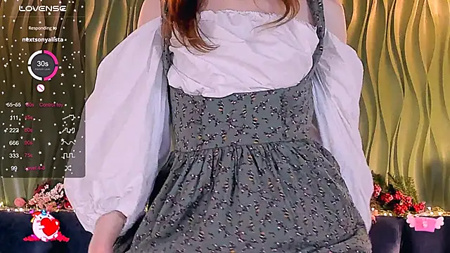 Snapshot of AliceLanley chatting on 02/05/25, 02:37 AliceLanley online show from 02/05/25, 02:37