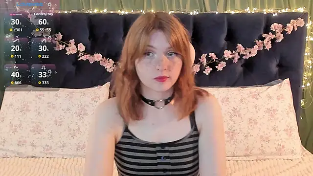 Snapshot of AliceLanley chatting on 06/19/26, 02:32 AliceLanley online show from 06/19/26, 02:32