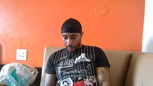 Snapshot of Stressreliever82 chatting on 03/22/25, 06:58 Stressreliever82 online show from 03/22/25, 06:58