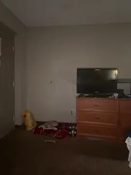 Stressreliever82 online show from 04/18/26, 07:58