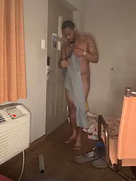 Stressreliever82 online show from 04/24/26, 02:03