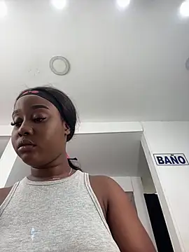 MichaelaCox online show from 05/15/26, 01:07