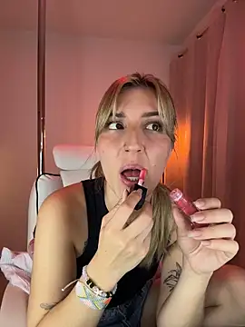 Dakotaa  online show from 03/15/26, 01:55