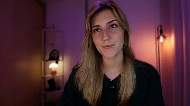 Dakotaa  online show from 03/18/26, 01:09