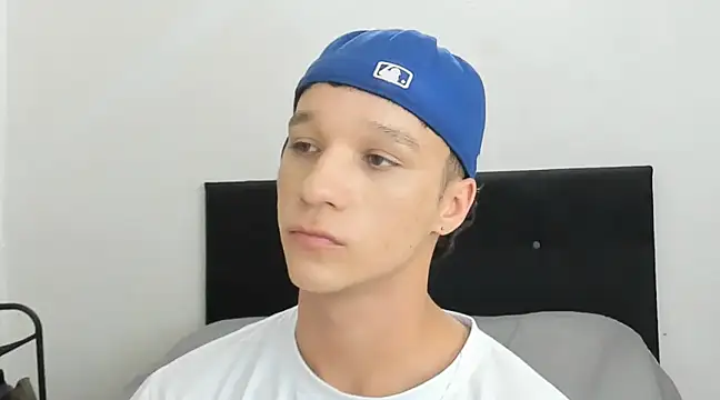 Snapshot of angelcortes chatting on 12/30/24, 12:09 angelcortes online show from 12/30/24, 12:09