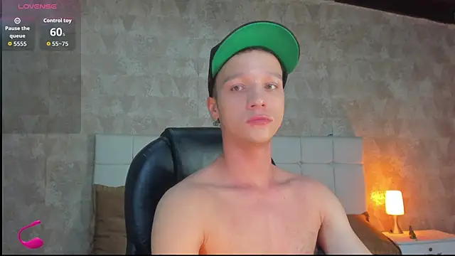 angelcortes online show from 12/03/25, 11:41