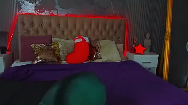 DellaRowe online show from 12/24/24, 01:28