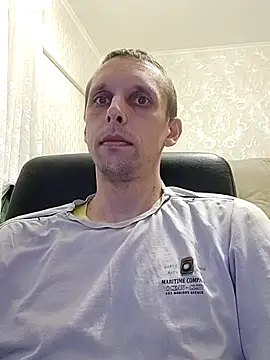 Snapshot of Yrikos1 chatting on 10/28/25, 09:39 Yrikos1 online show from 10/28/25, 09:39
