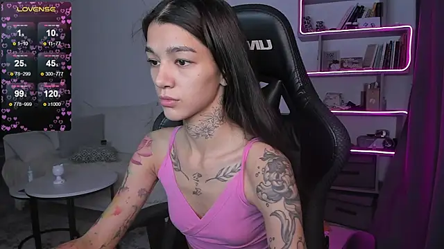 vinkitinkii online show from 12/24/24, 06:33