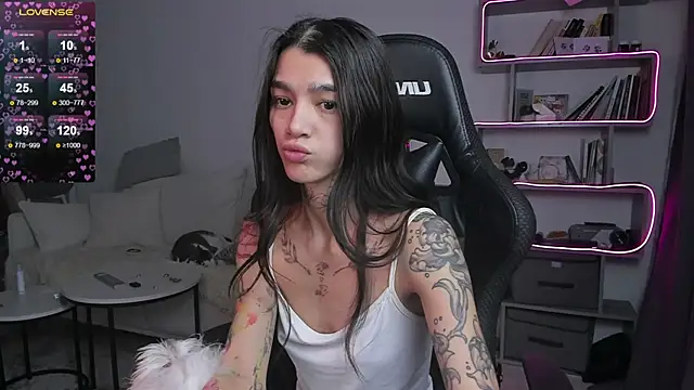 vinkitinkii online show from 02/17/25, 09:46