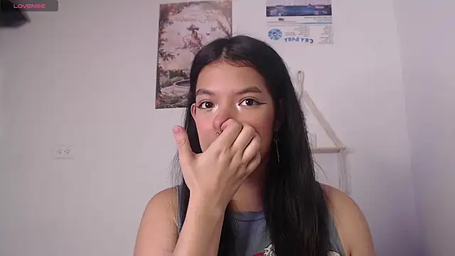 yungelitamor  online show from 02/27/25, 05:13