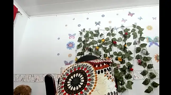 Snapshot of lili_breastxxx chatting on 02/15/25, 02:33 lili breastxxx online show from 02/15/25, 02:33