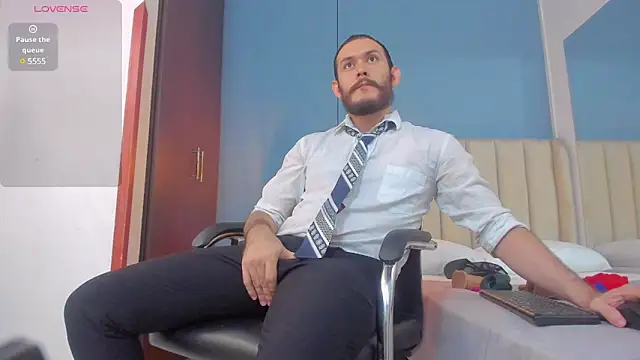 jeanpiere  online show from 03/18/25, 01:20