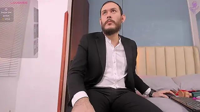 jeanpiere  online show from 12/14/25, 07:18