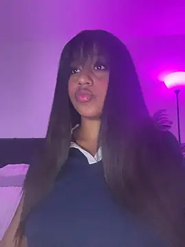 charlotteeruss online show from 02/08/26, 01:20