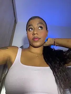 charlotteeruss online show from 05/19/26, 10:05