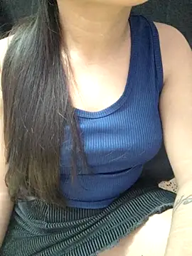 Snapshot of Roshni_98 chatting on 10/09/25, 06:39 Roshni 98 online show from 10/09/25, 06:39