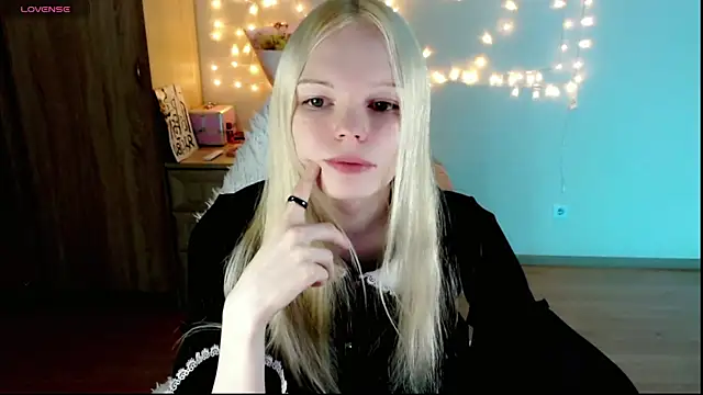 Emily Nyaffee online show from 02/27/25, 09:36