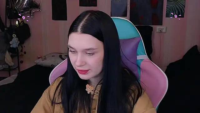 Amanda Tender online show from 02/05/25, 09:18