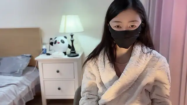 A-xena online show from 02/08/25, 02:36