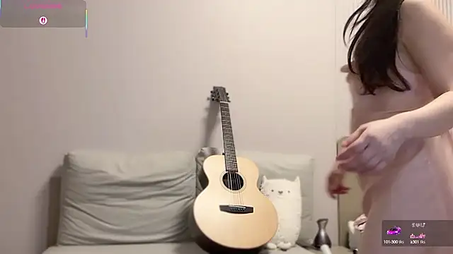 A-xena online show from 10/11/25, 02:55