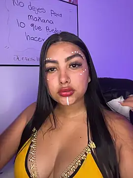 NatashaBrown12 online show from 11/15/25, 09:21